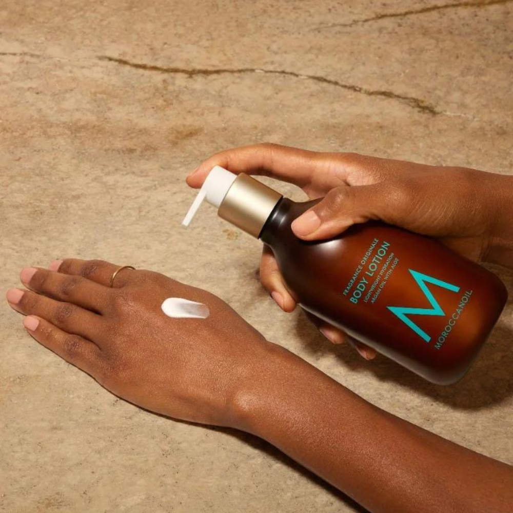 body_lotion_moroccanoil_crema de cuerpo_john navas_fragancia original_humectante_300ml_6
